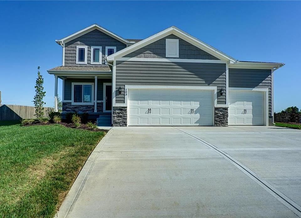 1st image of 118 SE Ayden Ln