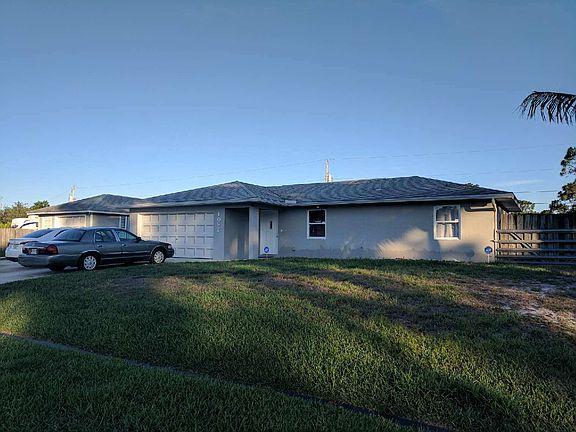 2nd image of 1092 SW Hamrock Ave