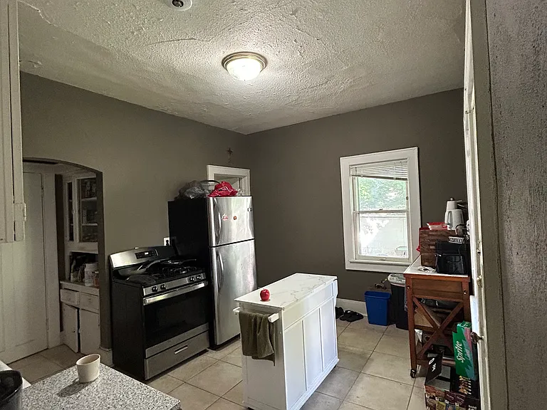 3008 N Oakland Ave #1 — Photo 2
