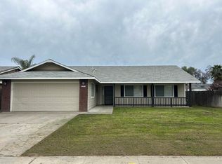 695 San Diego St, Tulare, CA 93274
