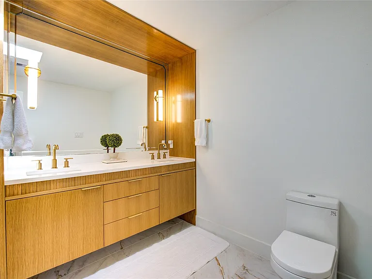303 Isolde Dr — Photo 25