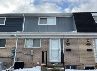 15964 W Eleven Mile Rd, Southfield, MI 48076