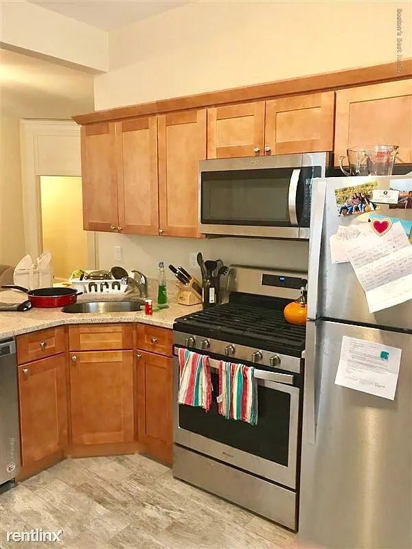 34-42 Fordham St. — Photo 3