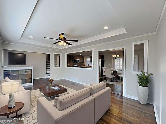 3rd image of 3148 Thrasher Cir