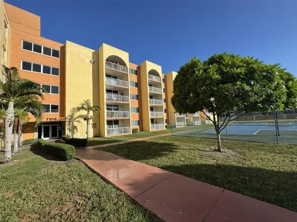 7010 NW 186th St, Hialeah, FL