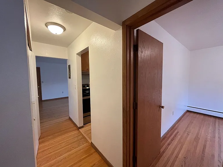 658 Greenbrier St — Photo 19