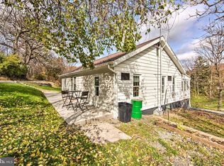 1020 Grange Rd, Leesport, PA 19533