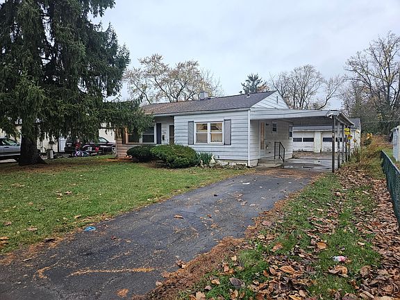 4th image of 2164 Elmore Ave