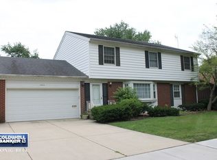 2204 Taylor St, Joliet, IL 60435