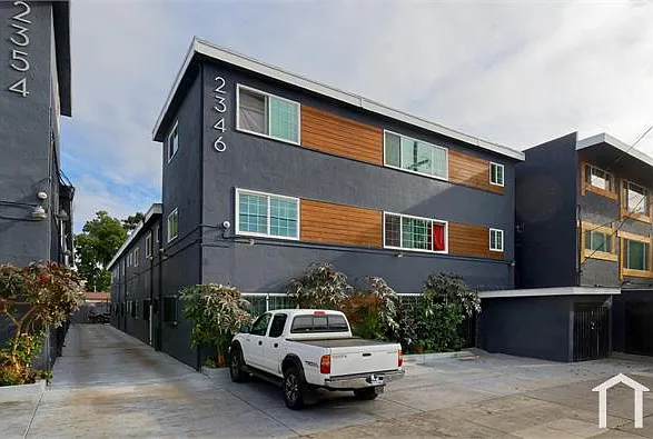 1 bed, 610 sqft, $2,200 — Photo 3