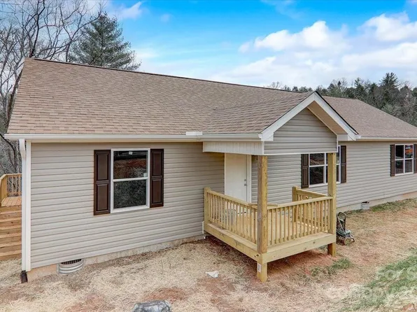 142 Indian Paintbrush Ln #53, Alexander, NC 28701