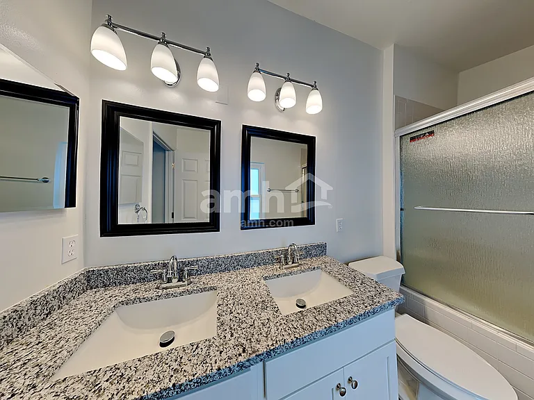 11429 Kenley Cir — Photo 8