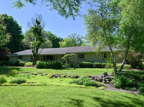 S43W22111 Beeheim ROAD, Waukesha, WI 53189