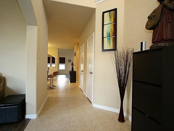 2nd image of 11607 Gladesmore Ln