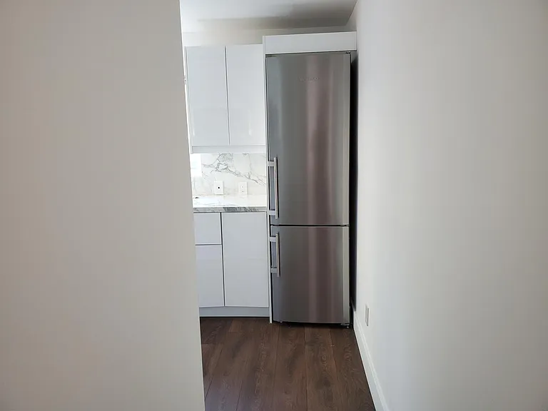 3004 Kelton Ave #C — Photo 13