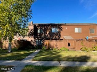 3802 Cherry St APT B6, Grand Forks, ND 58201