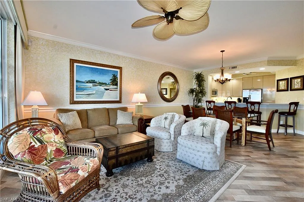 3 bed, 2.0 bath, 1623 sqft, $6,800 — Photo 4
