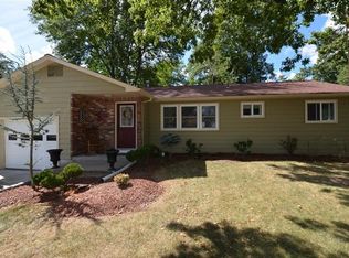 17 Standish Ave, Middletown, NY 10940