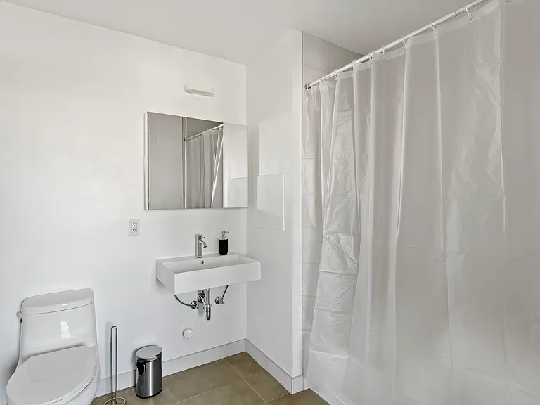 1719 University Ave #201 — Photo 31