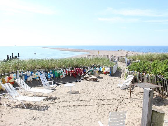 Private Beachfront Yard
