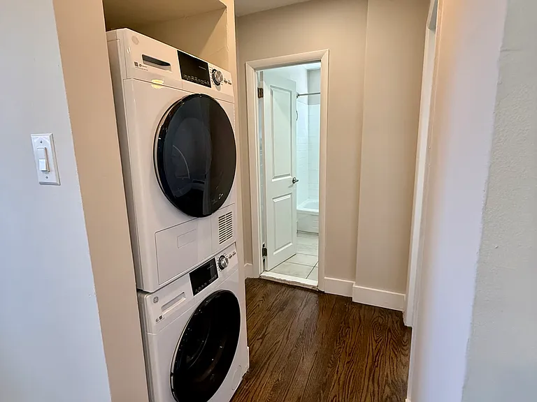PALMETTO APARTMENTS — Photo 19