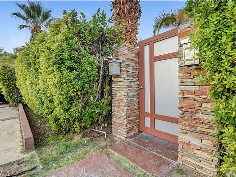 920 E Chuckwalla Rd — Photo 17