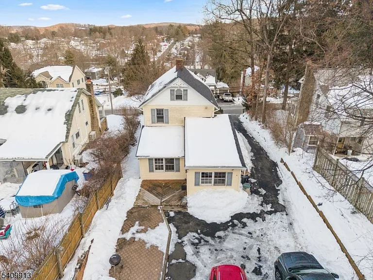 147 Millbrook Ave — Photo 24
