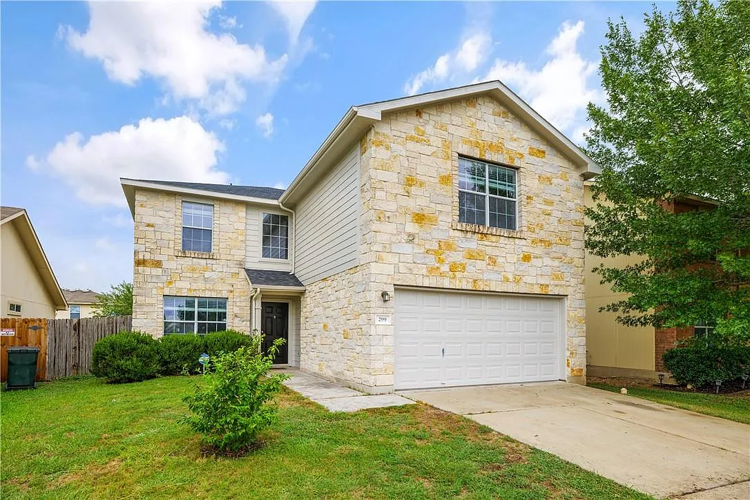 4 bed, 3.0 bath, 2450 sqft, $2,450 — Photo 2