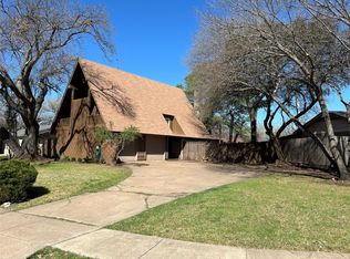 3203 Commonwealth St, Irving, TX 75062