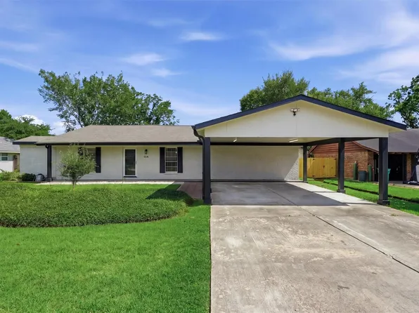 114 Caldwell St, Baytown, TX 77520