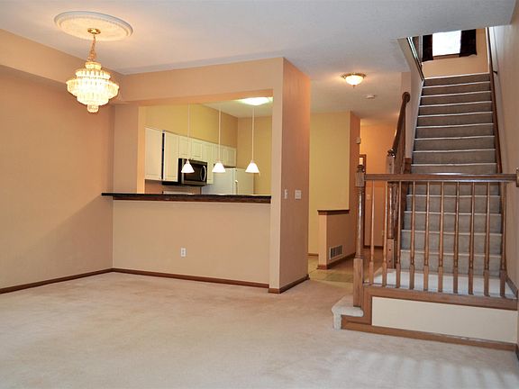 3rd image of 11730 Ryan Cir