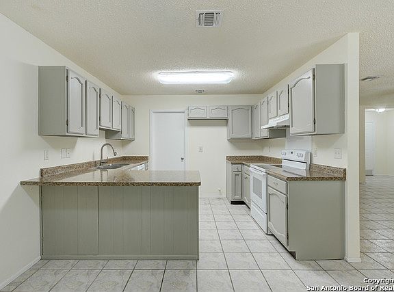 5th image of 14407 Briarfern St