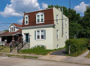 20 S 13th St, Belleville, IL 62220