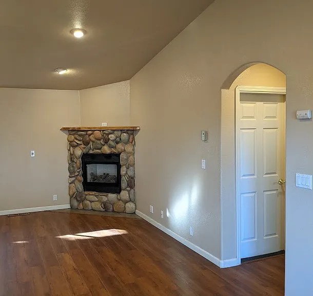 5660 Bell Rd — Photo 28