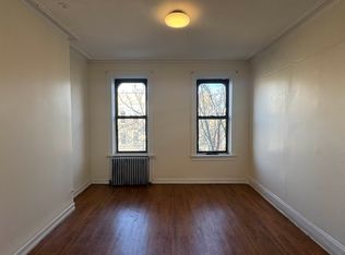 808 Seneca Ave APT 3R, Ridgewood, NY 11385
