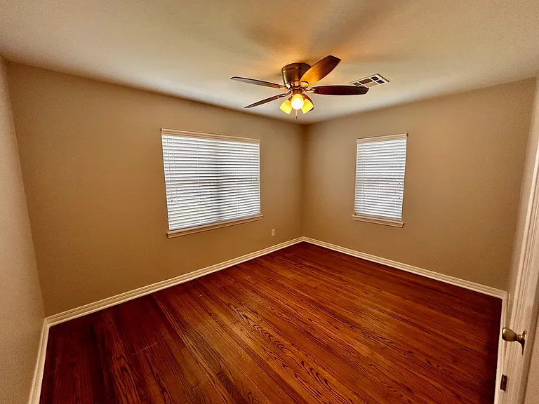 3815 N Hartford St — Photo 13