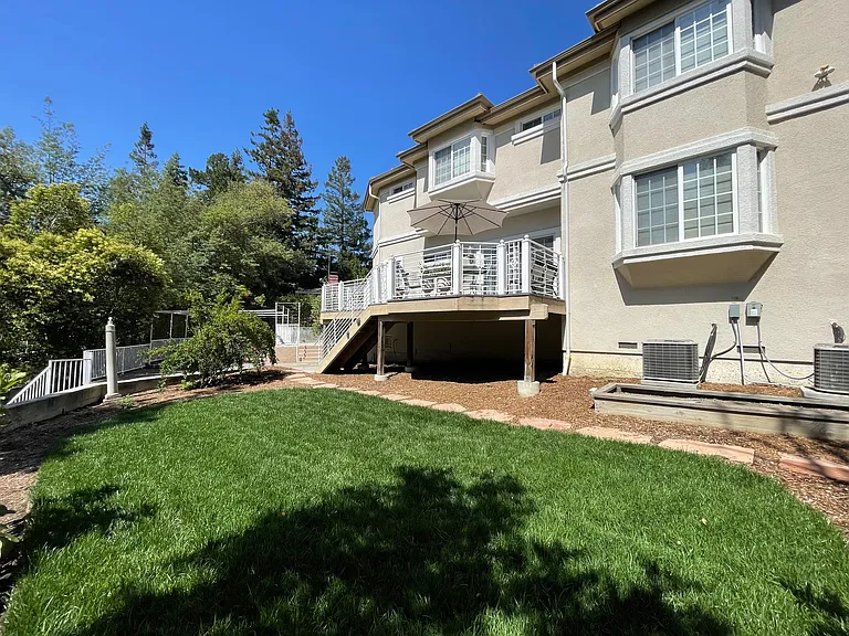 0 Winding Way — Photo 1