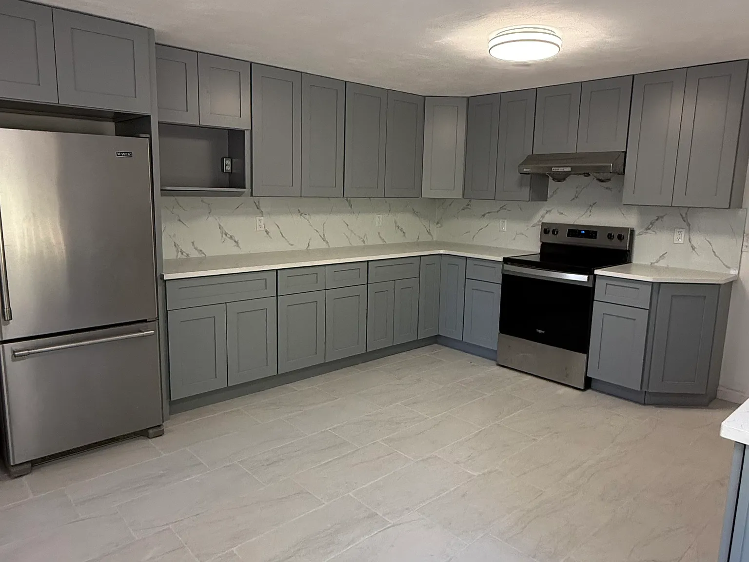 3 bed, 1800 sqft, $3,700 — Photo 3