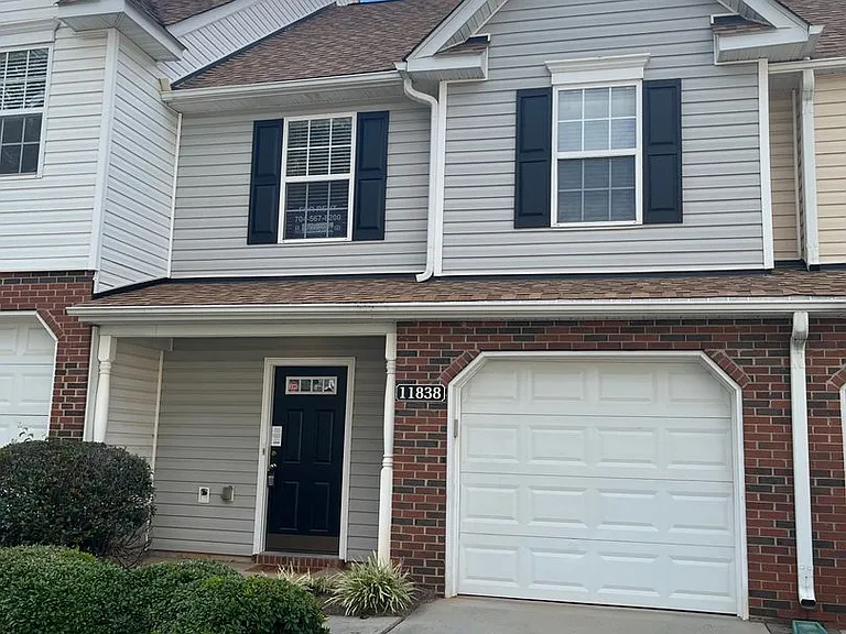 11838 Shoemaker Ct — Photo 1