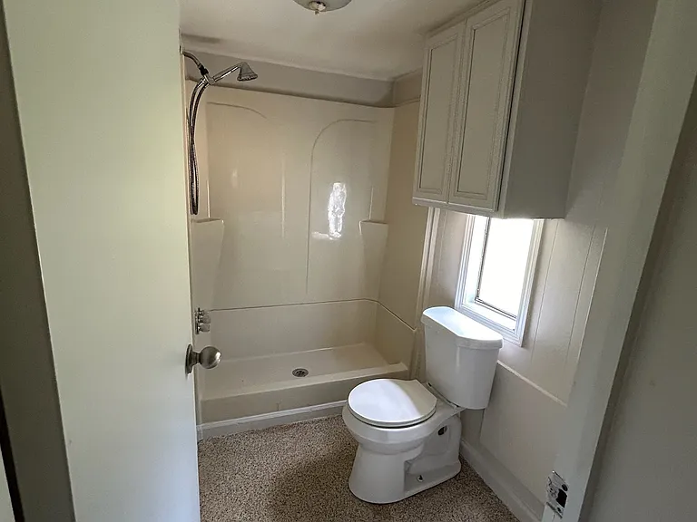 7301 Glade Rd SE — Photo 11