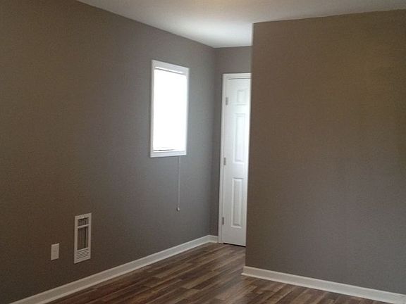 3rd image of 125 Cometa St