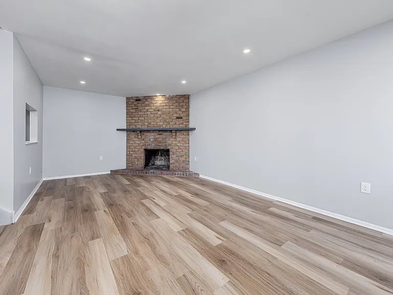 411 Timber Creek Rd #1 — Photo 4