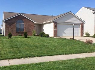 9651 Pinepark Pass, New Haven, IN 46774
