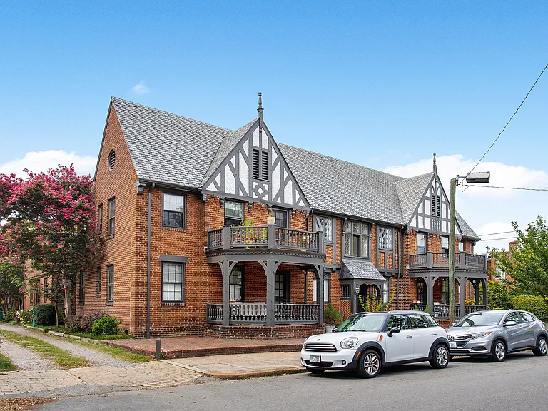 210 N Stafford Ave #21 — Photo 1