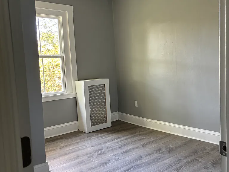 4443 Clifton Rd #6 — Photo 4