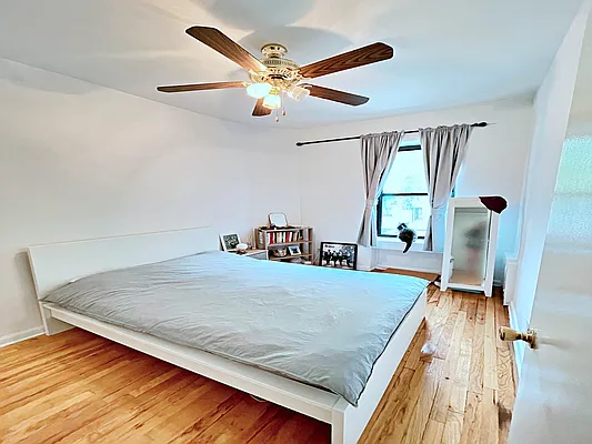 Rented by Douglas Elliman | media 18