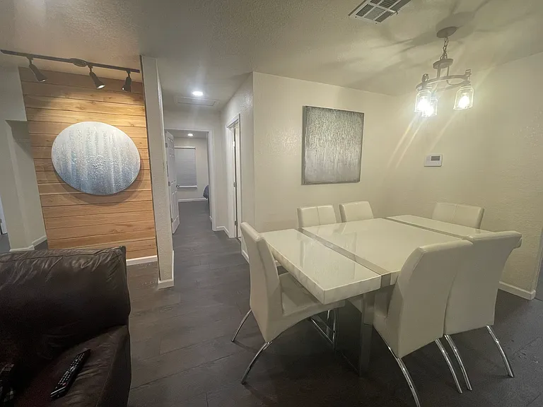 6807 Bender Dr — Photo 6