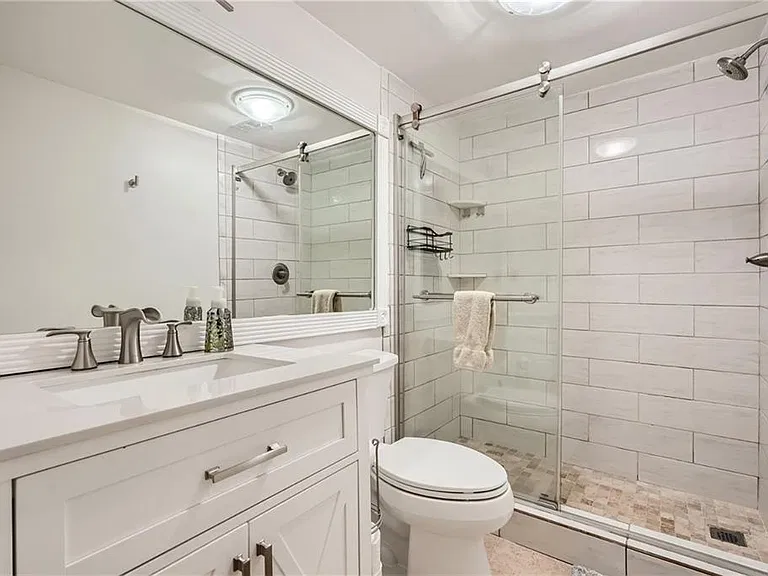 15 Little Silver Ct SE — Photo 7