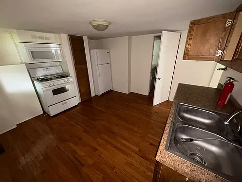 89 Howard St #1 Photo 1