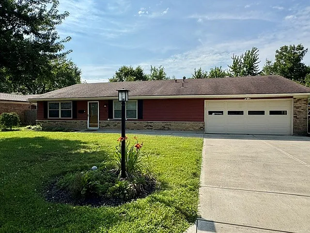 70 Gulfwood Ct — Photo 1